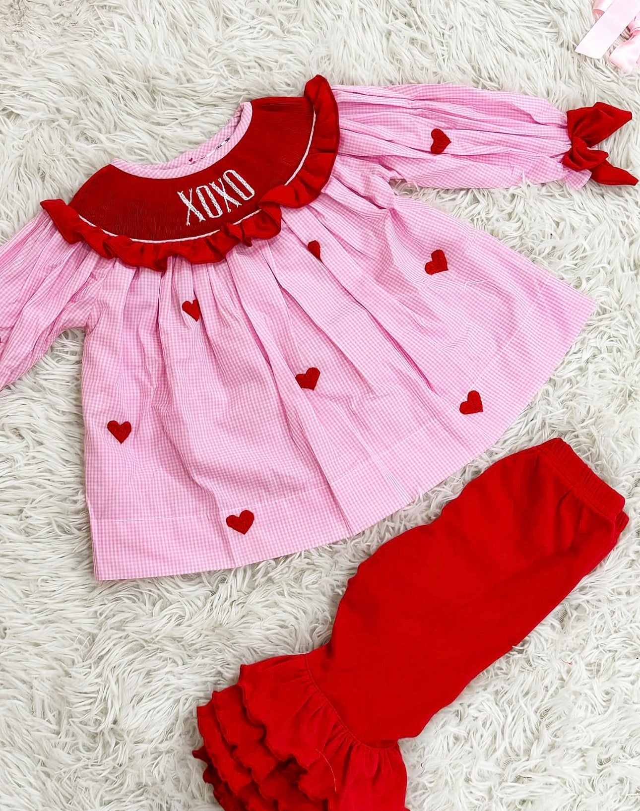 RTS : XOXO Smocked Set