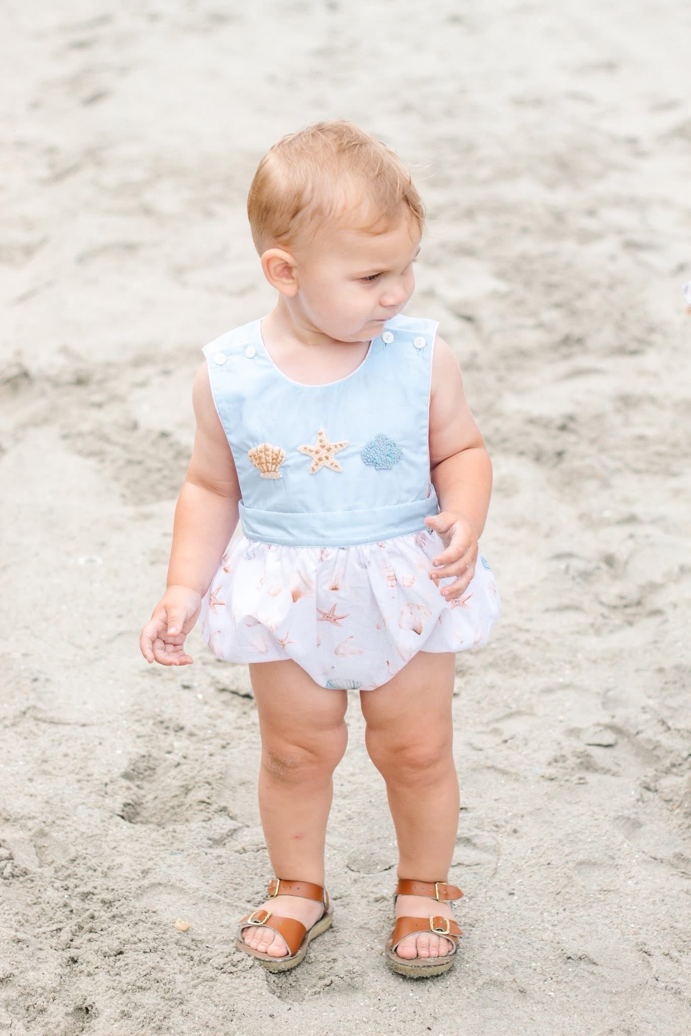 RTS : Off to the Beach boy bubble